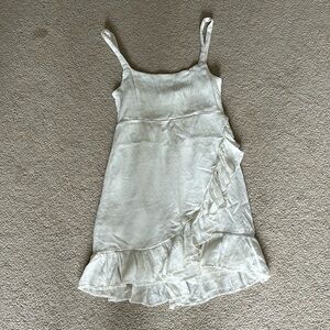 White flowwy cream beach dress